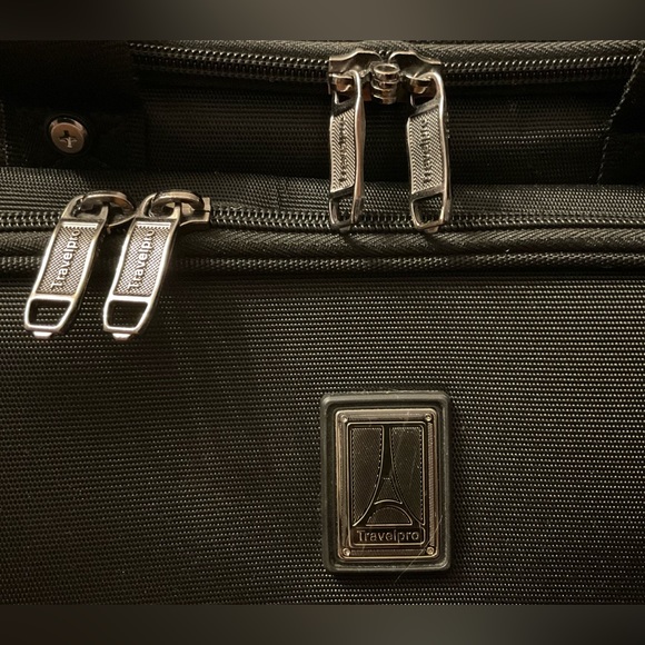 ✈️Travelpro”The Choice Of Flight Crews And Frequent Travelers” Multipurpose Tote - Picture 11 of 15